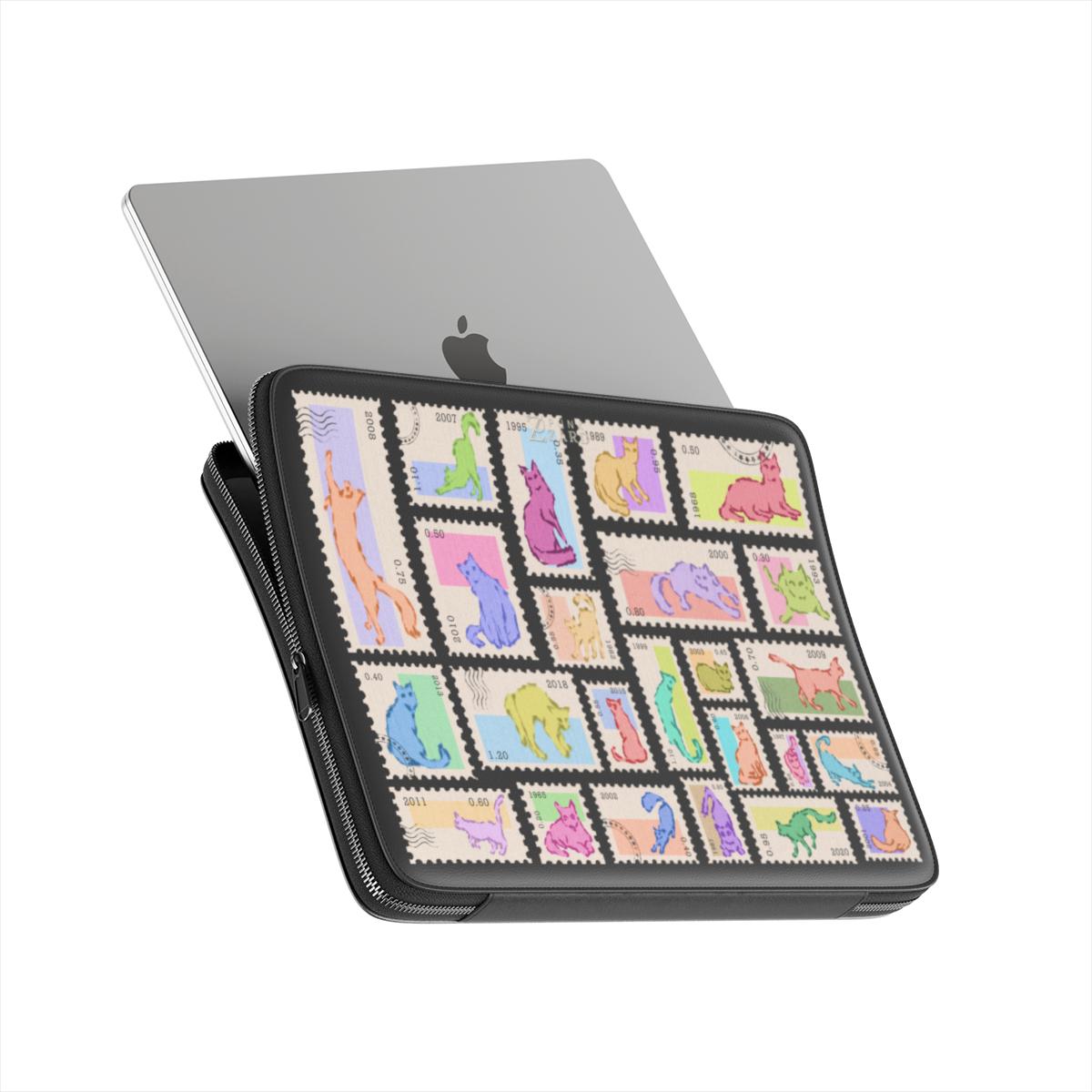 Laptop Sleeve: Postal Paws