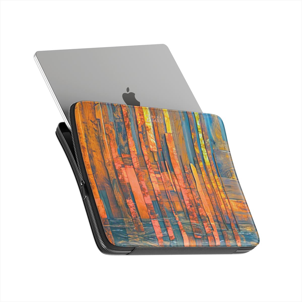 Laptop Sleeve: Amber Timber